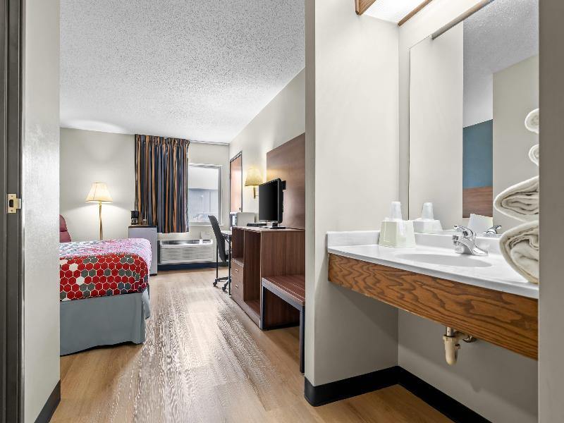 Room Accessible KING SIZE BED — photo 6
