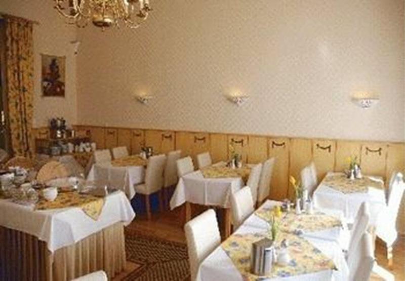 Savoy Hotel-Pension image
