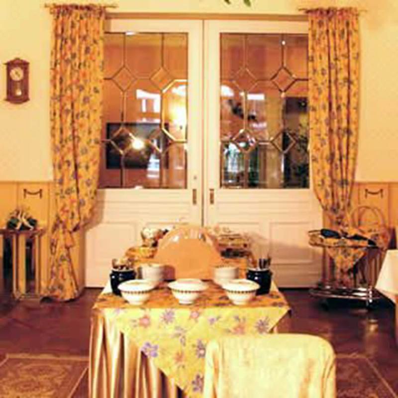 Savoy Hotel-Pension image