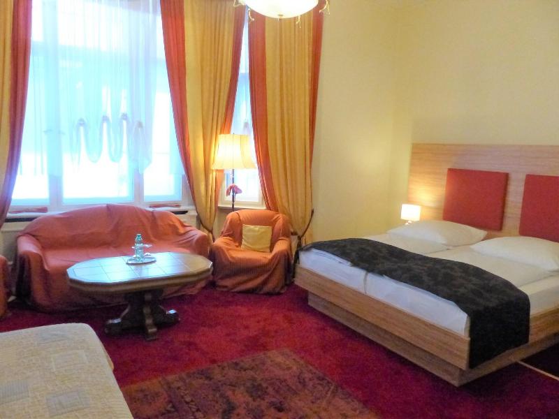 Savoy Hotel-Pension image