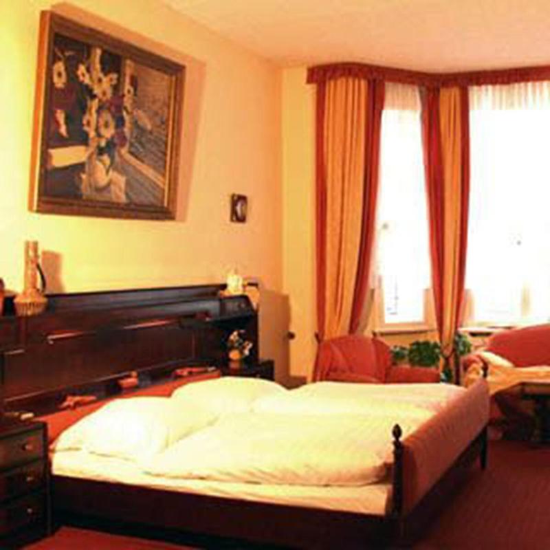 Savoy Hotel-Pension image
