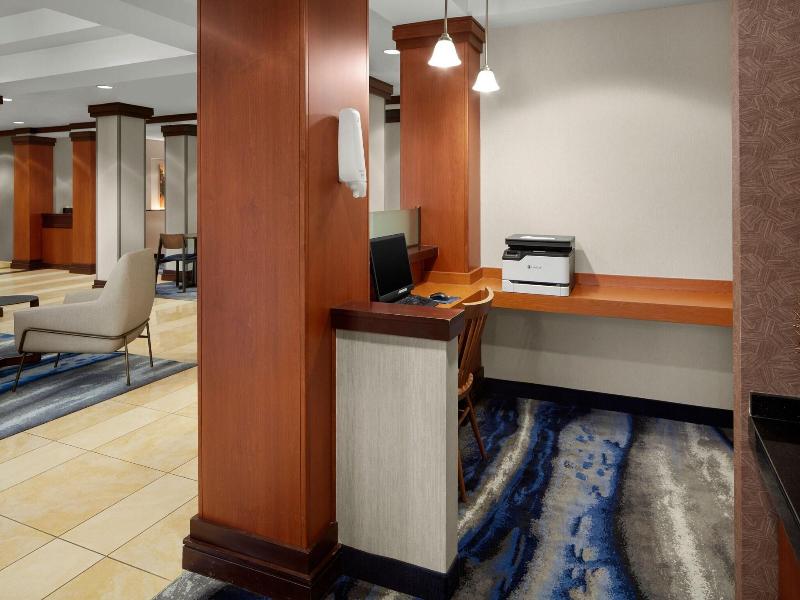 Fairfield Inn & Suites Bedford