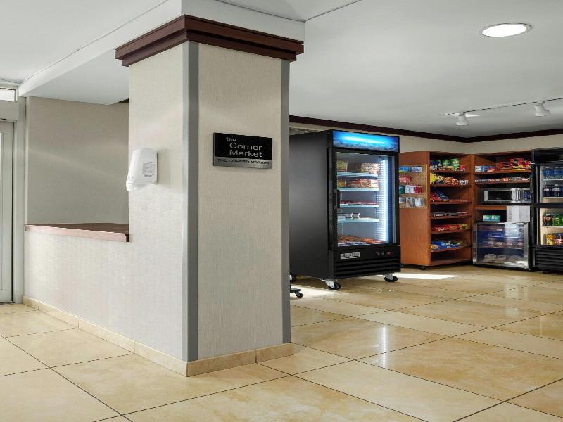 Fairfield Inn & Suites Bedford