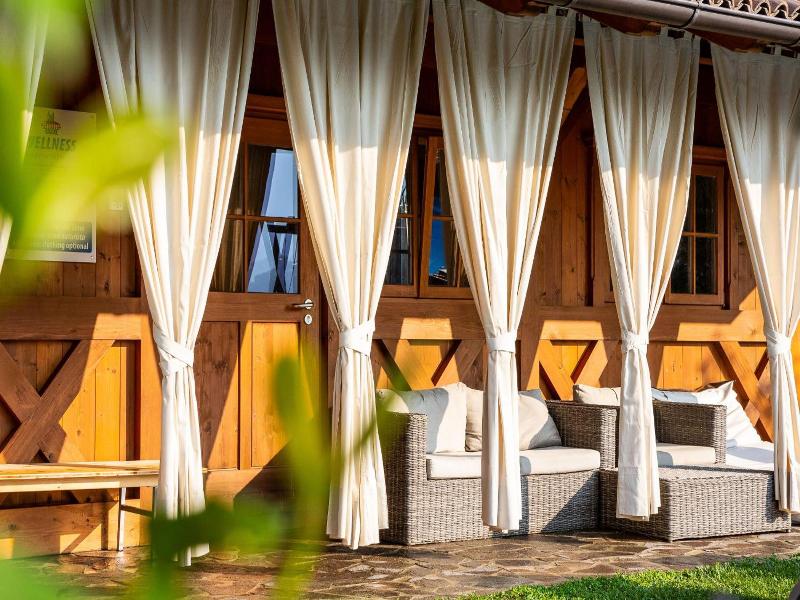 Ruster Resort image