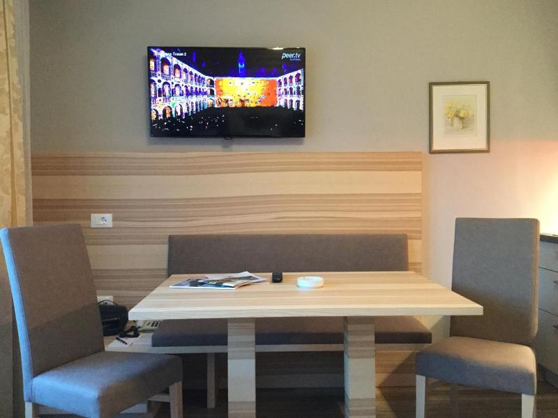 Ruster Resort image