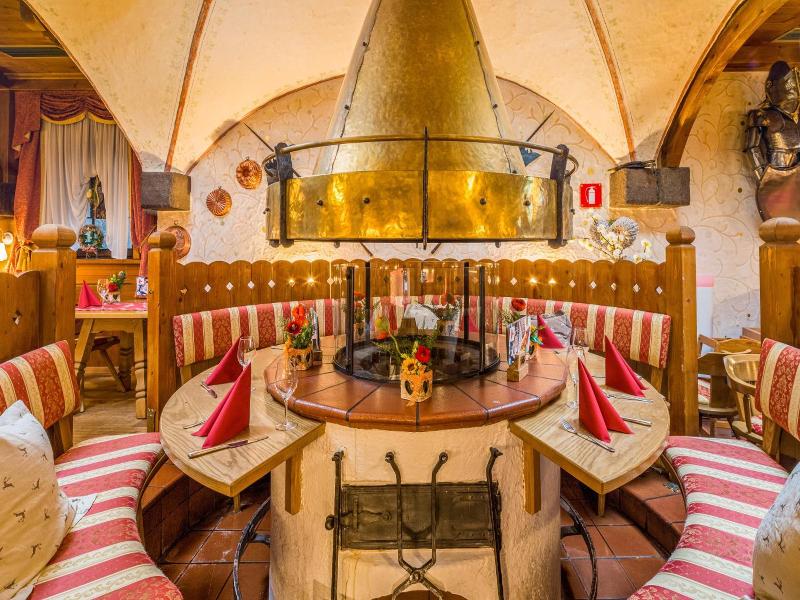 Ruster Resort image