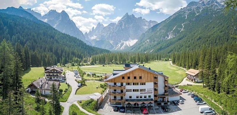 Hotels Dolomitenhof & Chalet Alte Post image