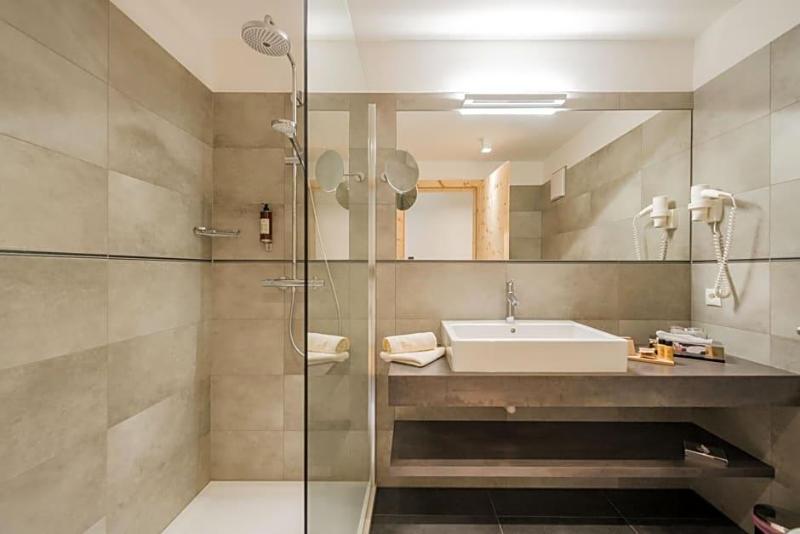 Hotels Dolomitenhof & Chalet Alte Post image