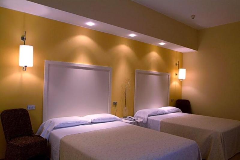 Hotel Globo image