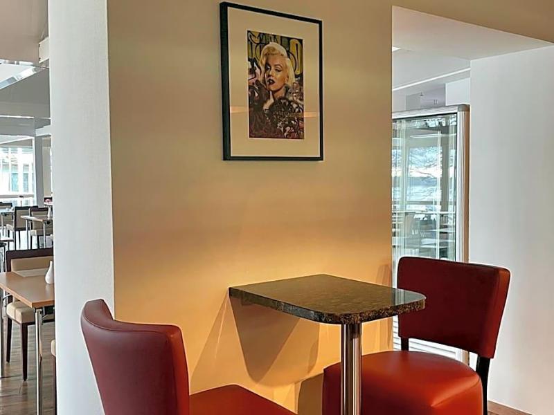 Morada Hotel am Mellensee image