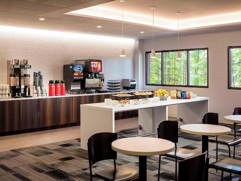Four Points by Sheraton Norwood image