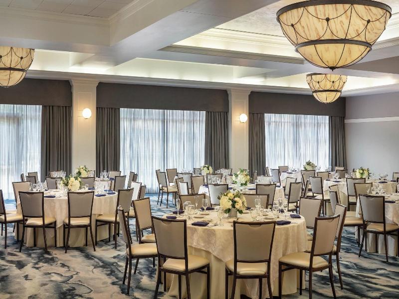 Four Points by Sheraton Norwood image