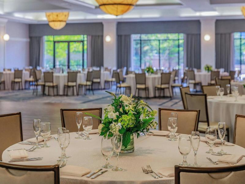 Four Points by Sheraton Norwood image