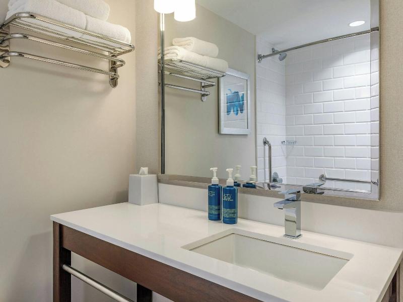 Four Points by Sheraton Norwood image