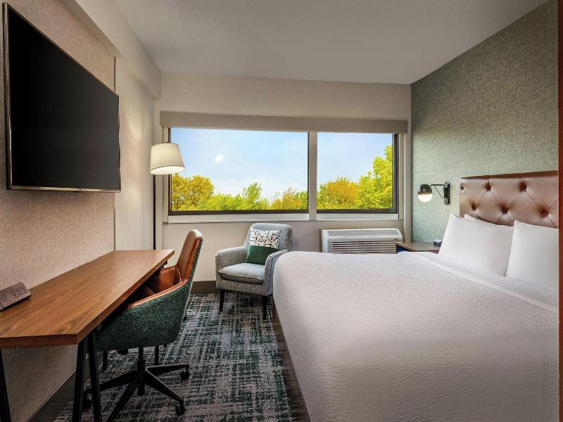 Four Points by Sheraton Norwood image