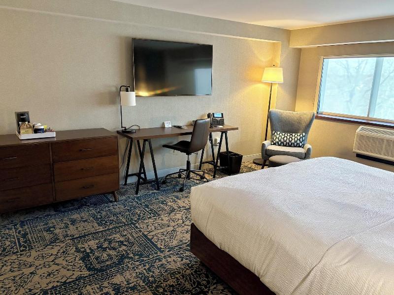 Four Points by Sheraton Norwood image