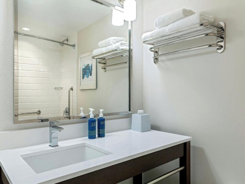 Four Points by Sheraton Norwood image