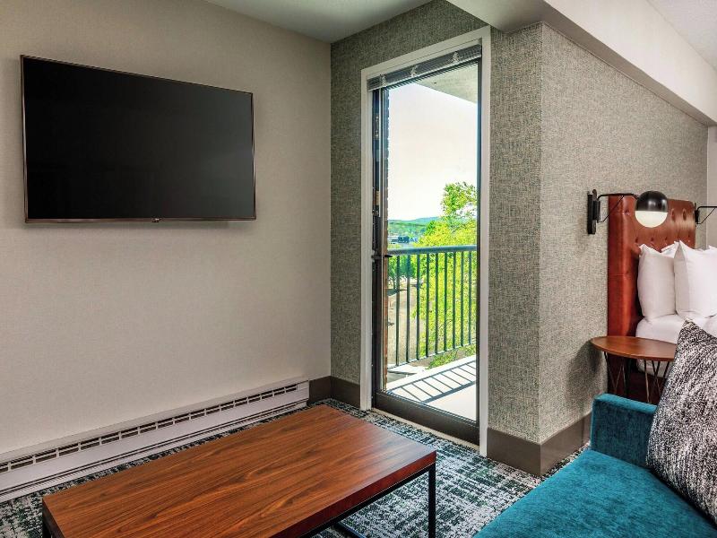 Four Points by Sheraton Norwood image
