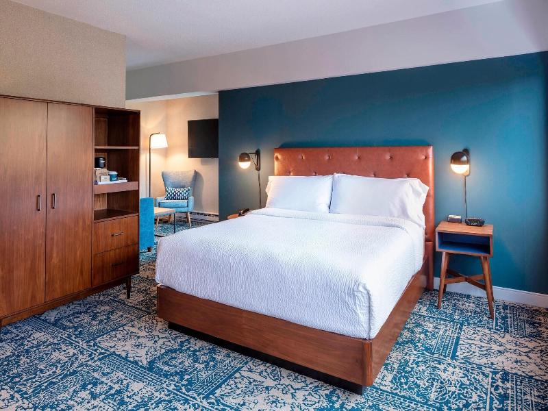 Four Points by Sheraton Norwood image