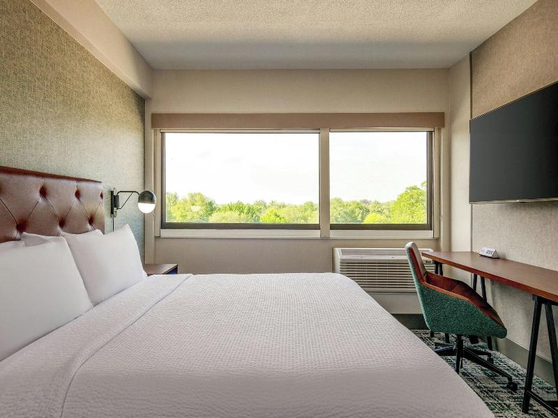 Four Points by Sheraton Norwood image