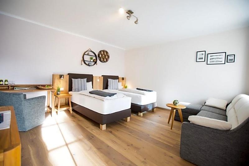 Hotel Moserwirt image