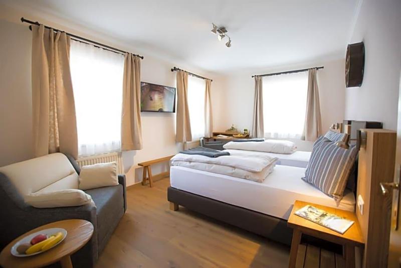 Hotel Moserwirt image