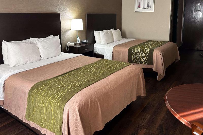 Quality Inn Goodland I-70 image