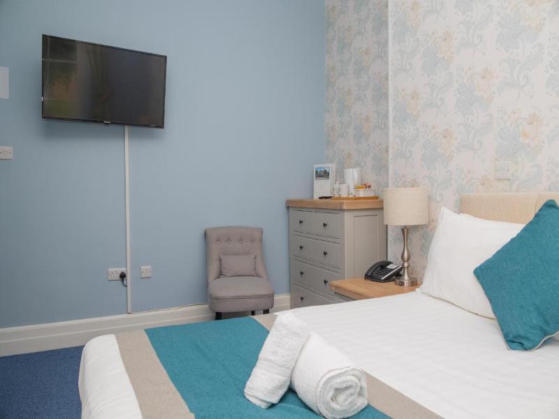 Woodlands Manor image