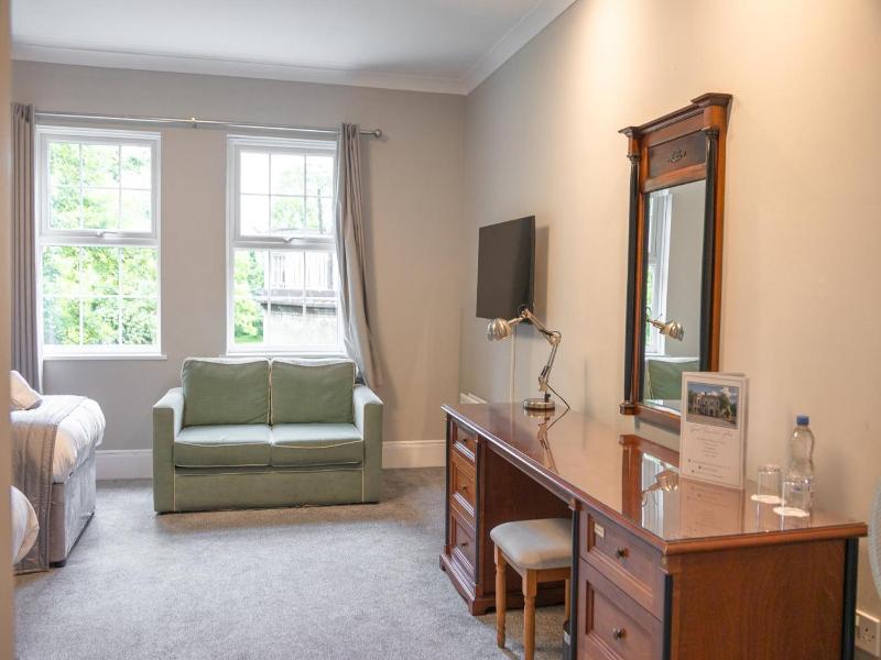 Woodlands Manor image