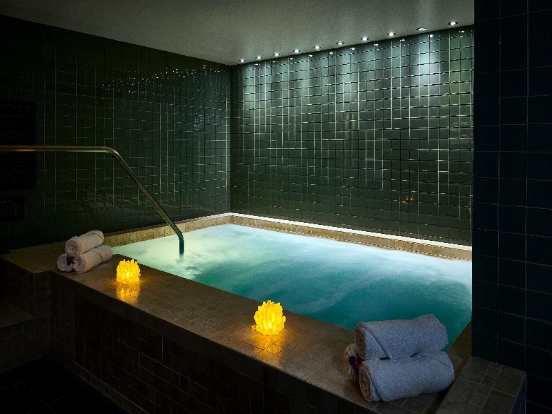 Mandarin Oriental Boston image