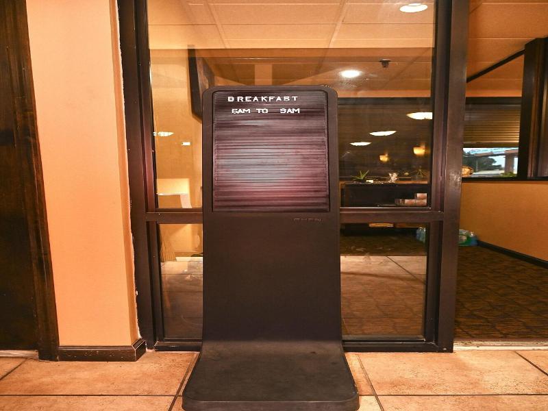 Fortune Inn & Suites