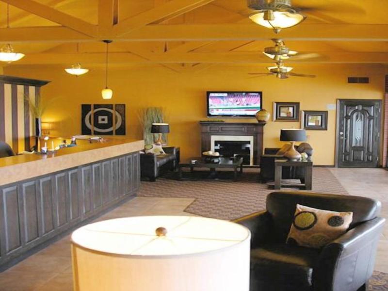 Fortune Inn & Suites