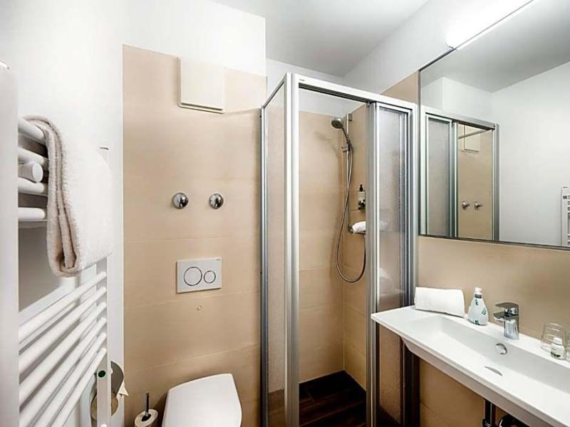 Businesshotel Berlin image
