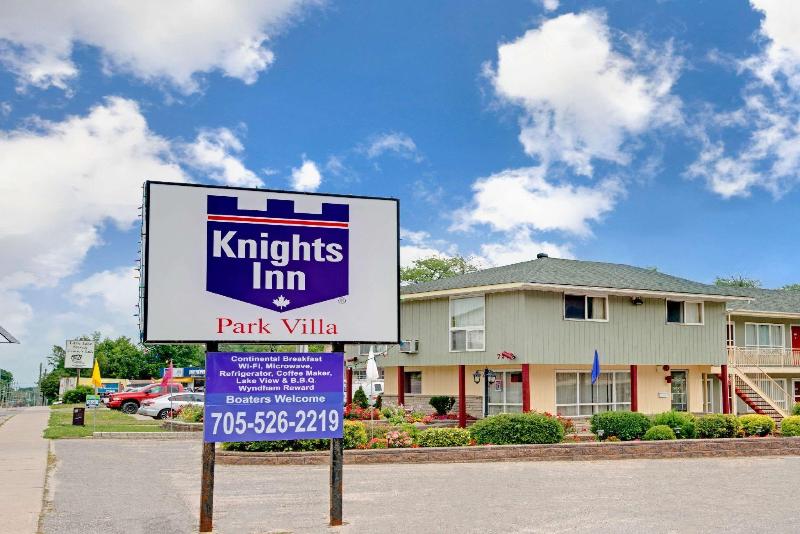 Knights Inn - Midland, ON