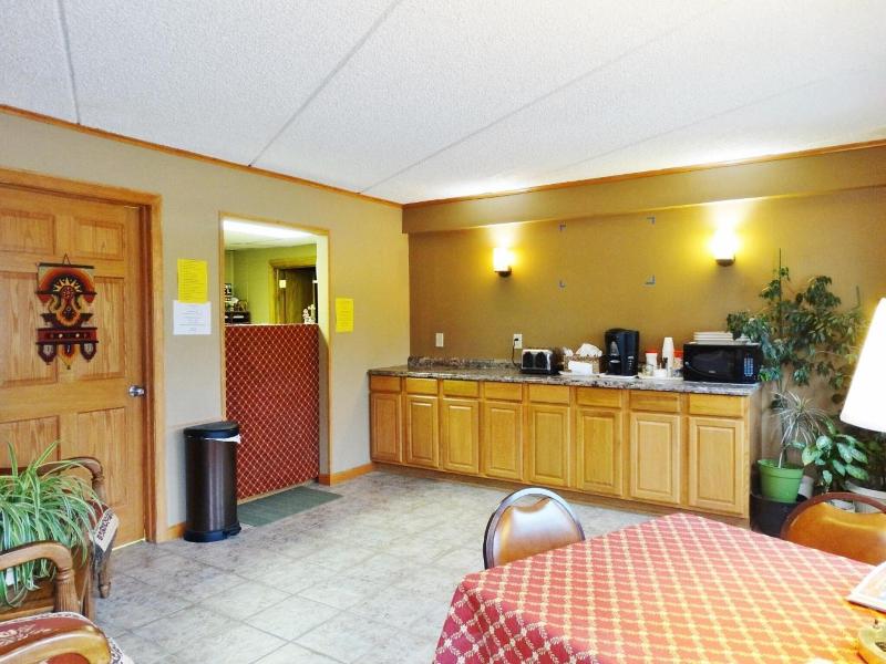 Attican Motel image