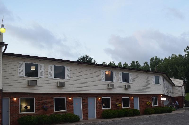 Attican Motel image