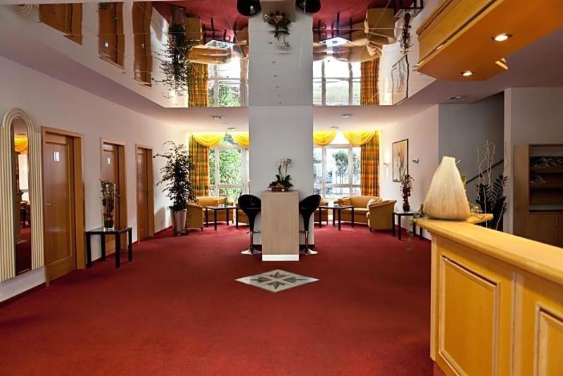 Hotel H3 image