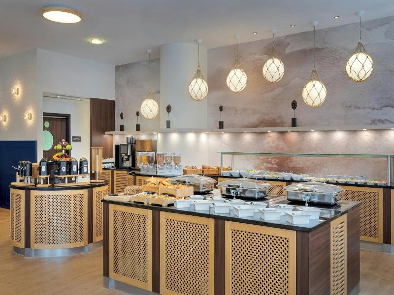 Courtyard by Marriott Bremen image