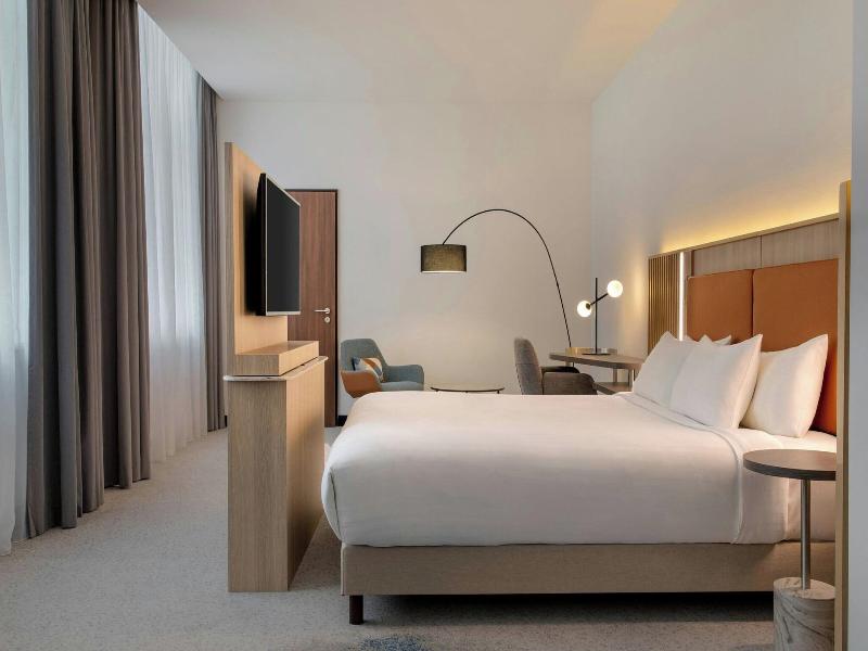 Courtyard by Marriott Bremen image