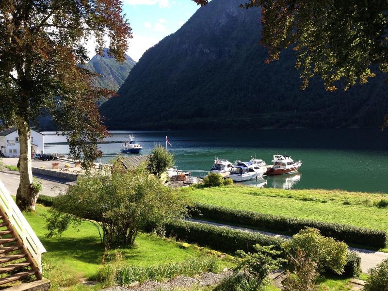 Mundal Fjordhotel — photo 4