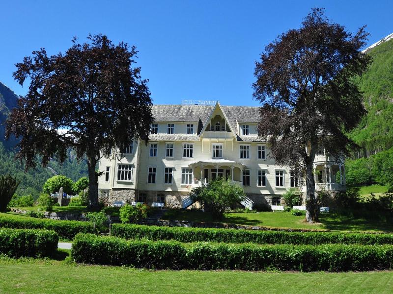 Mundal Fjordhotel — photo 5