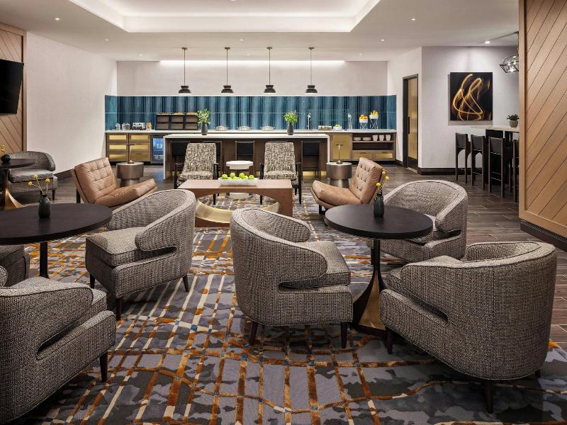 Bloomington-Normal Marriott Hotel & Conference Cen — photo 91
