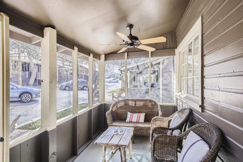 Colorado Chautauqua Cottages image