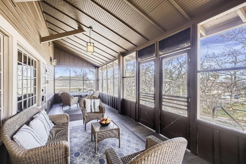 Colorado Chautauqua Cottages image