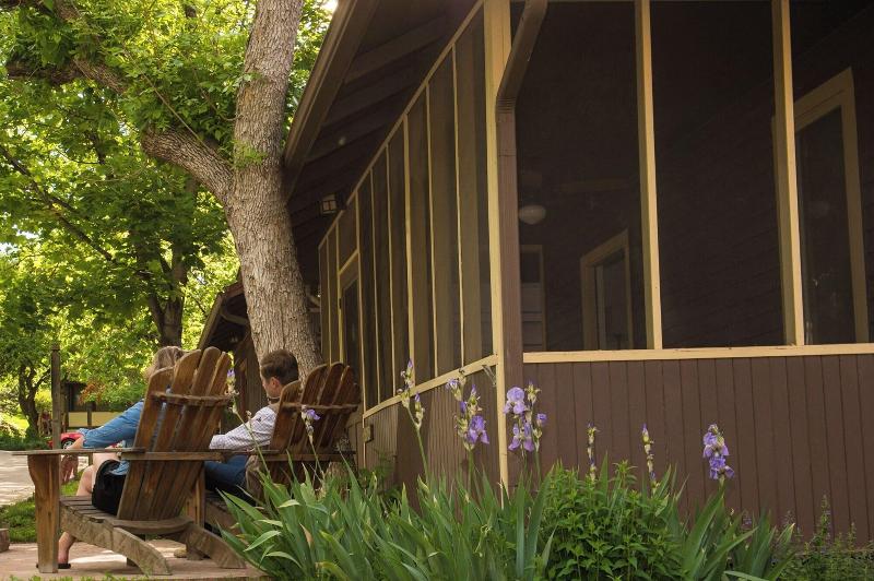 Colorado Chautauqua Cottages image