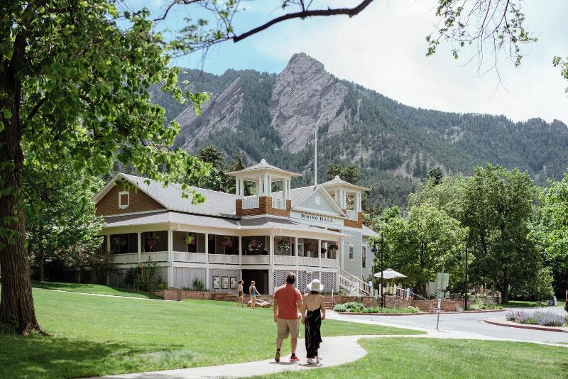 Colorado Chautauqua Cottages image