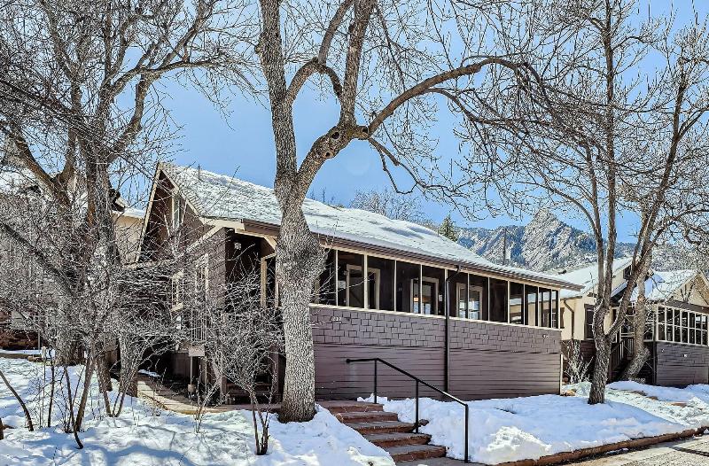 Colorado Chautauqua Cottages image