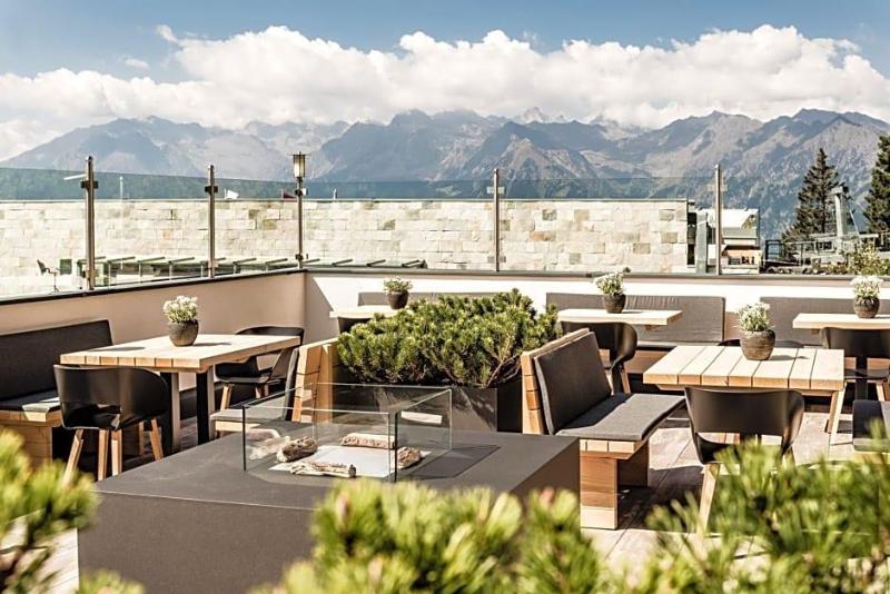 Hotel Meran 2000 image