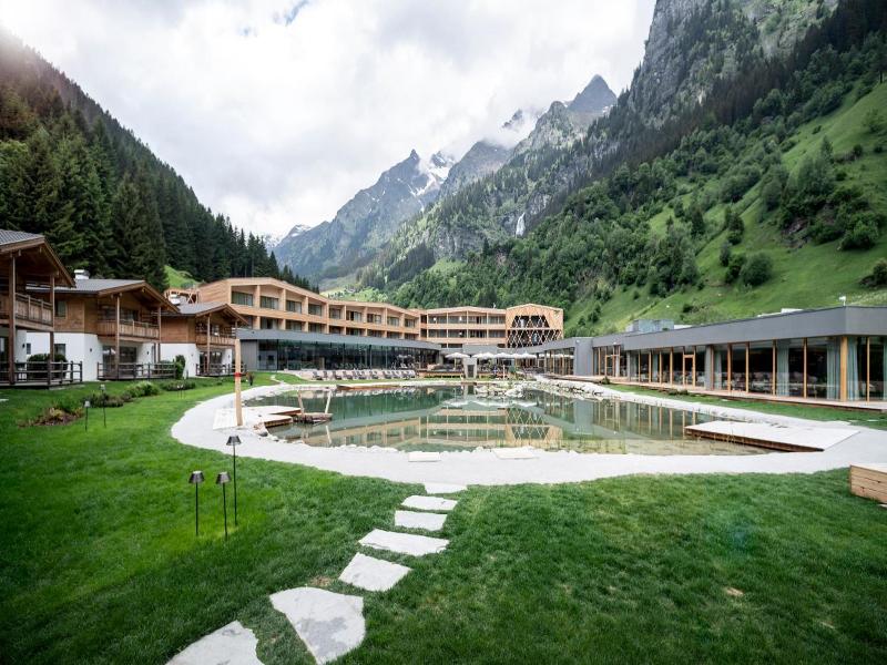 Familienhotel Feuerstein image