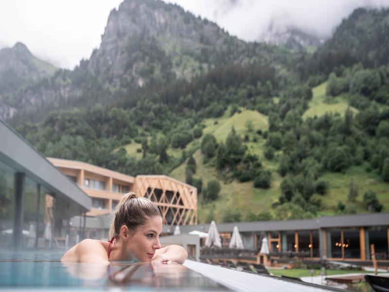 Familienhotel Feuerstein image